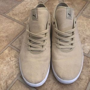 Men’s Puma shoes size 9.5